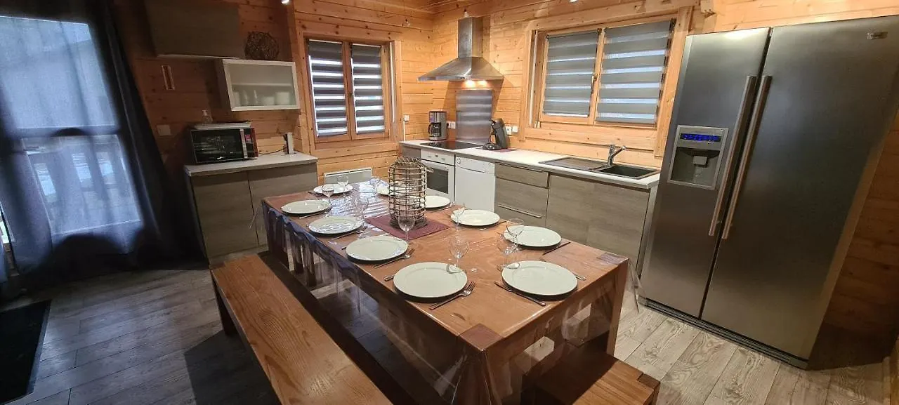 Chalet Chaleureux A Orlu Avec Jacuzzi Et Vue Sur La Montagne