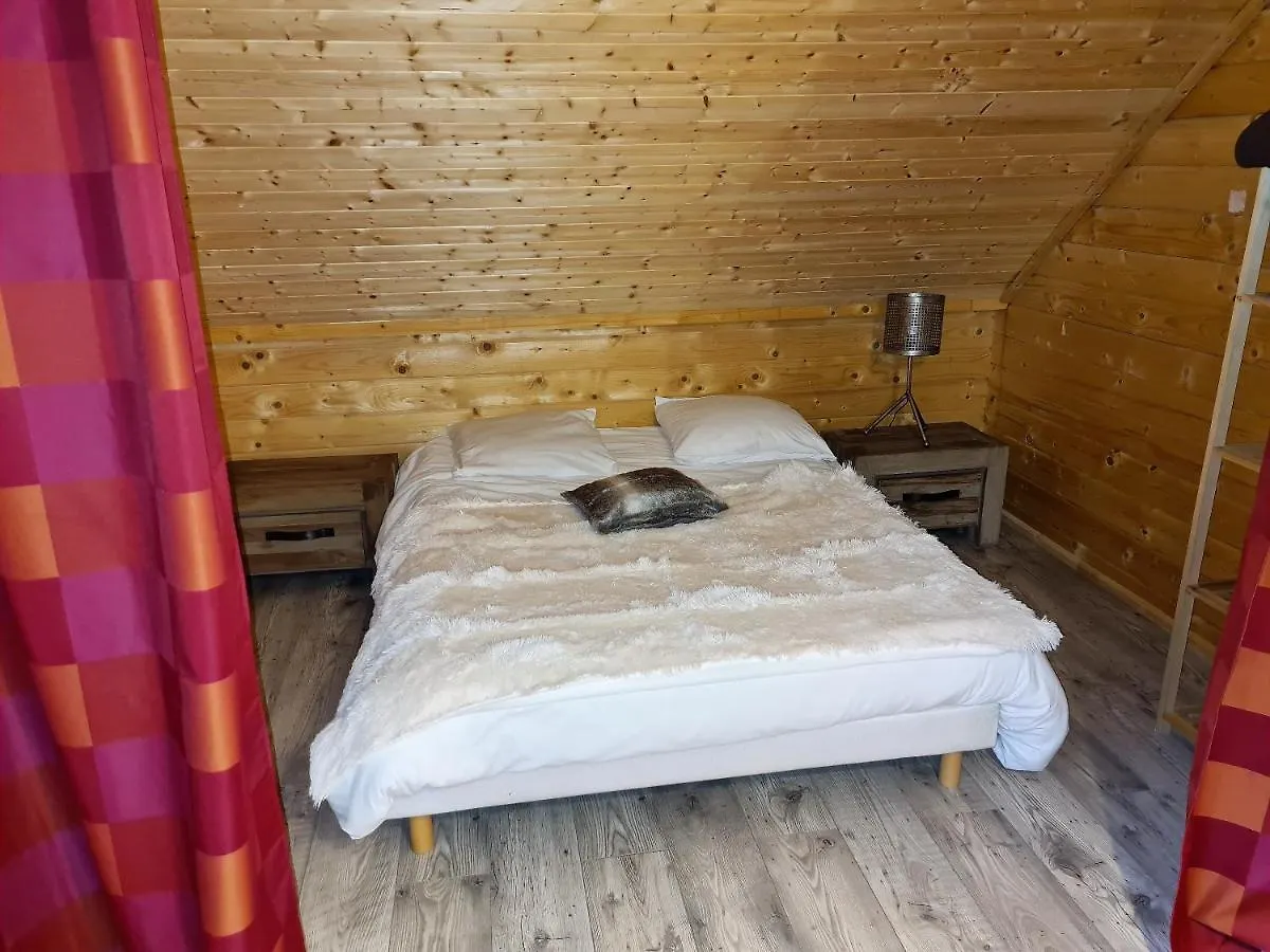 Chalet Chaleureux A Orlu Avec Jacuzzi Et Vue Sur La Montagne