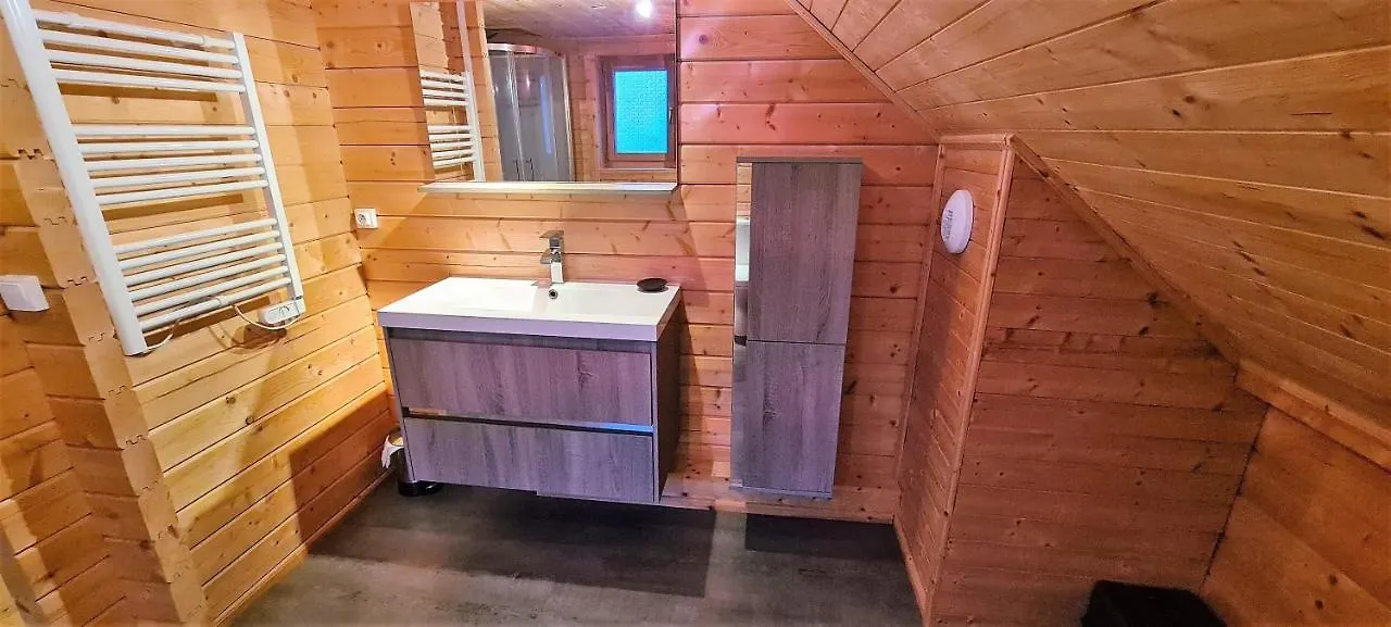 Chalet Chaleureux A Orlu Avec Jacuzzi Et Vue Sur La Montagne France