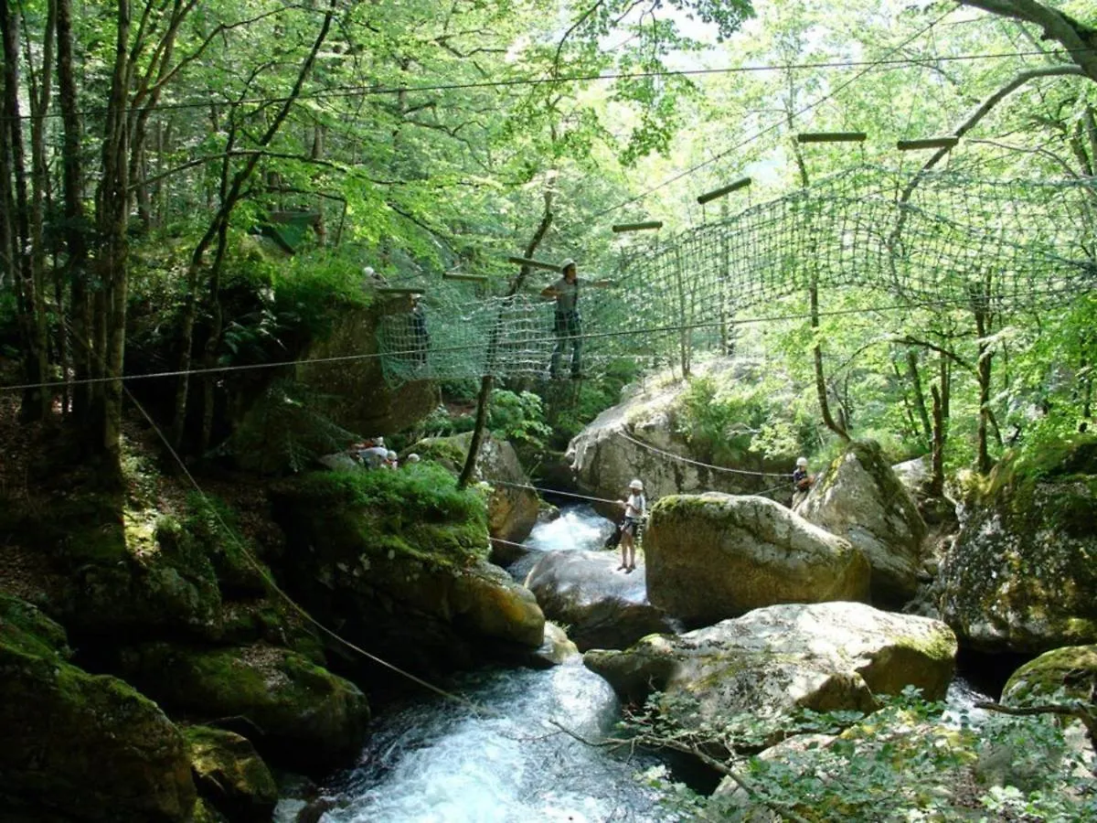 Chalet Chaleureux A Orlu Avec Jacuzzi Et Vue Sur La Montagne