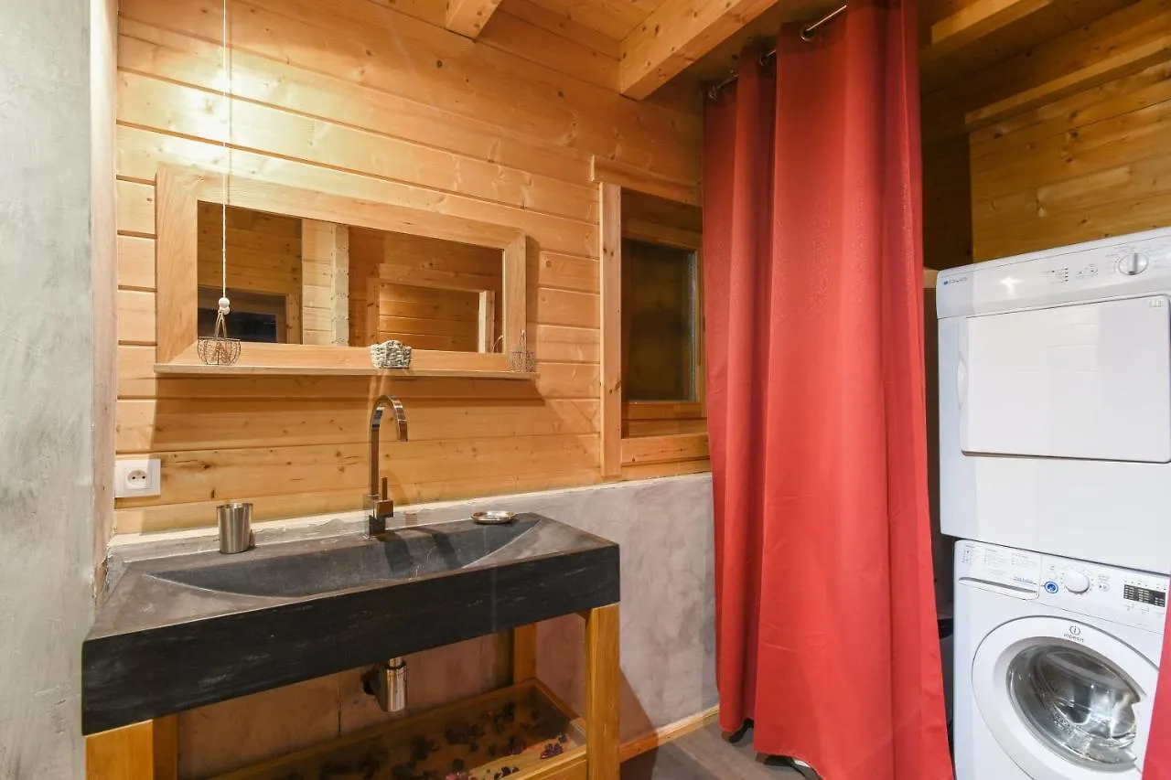 Chalet Chaleureux A Orlu Avec Jacuzzi Et Vue Sur La Montagne